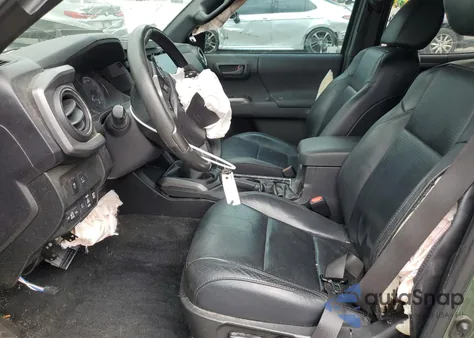 2021 Toyota Tacoma Double Cab z USA, uszkodzony, nr VIN 3TYCZ5AN8MT032003